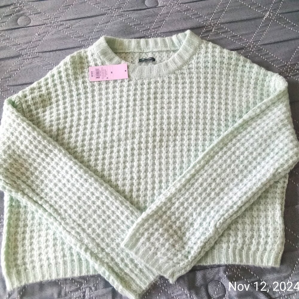 NWT..  WILD FABLE MINT GREEN KNITTED SWEATER - Picture 3 of 9